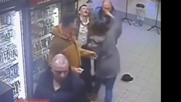 Girl-Knocks-Out-A-Guy.png