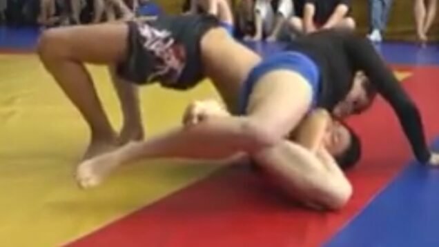 male-vs-female-submission-grappling.jpg