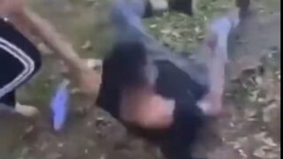 Women-Beat-Up-A-Man.jpg
